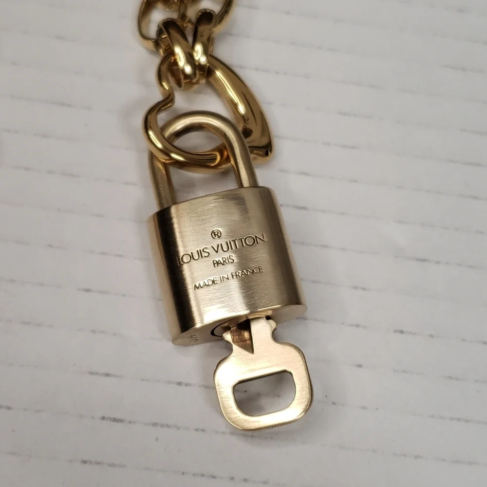 Authentic Louis Vuitton Padlock Gold Pendant W/ Fashion Geometry Stainless Steel - Picture 7 of 10